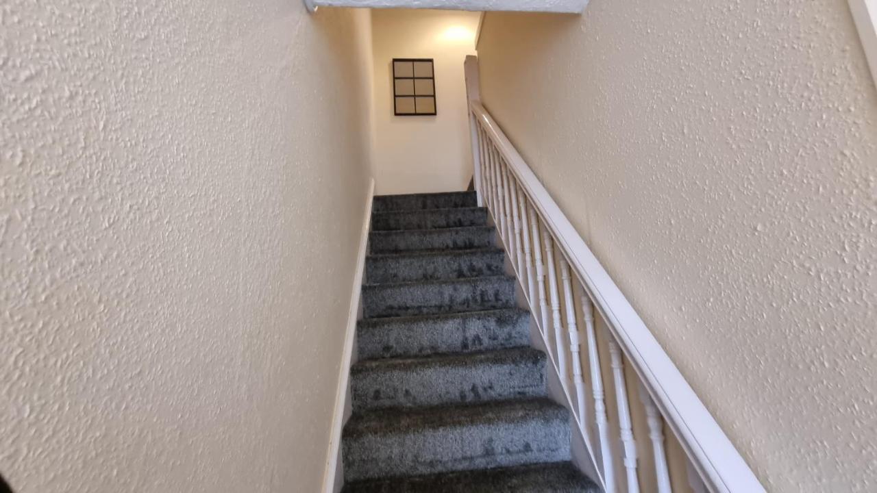 Seaside 2 Bed Flat Sleeps 6 Apartment Lee-on-the-Solent