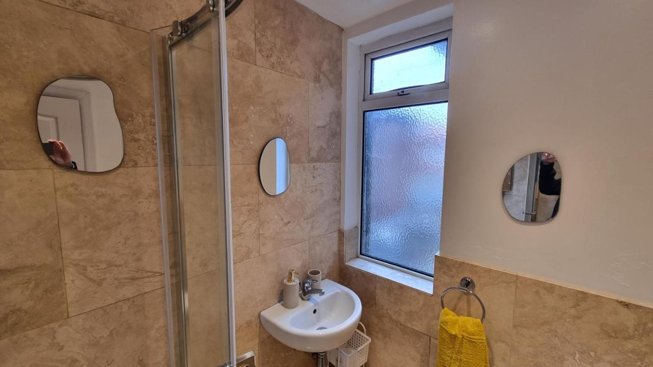 Seaside 2 Bed Flat Sleeps 6 Apartment *