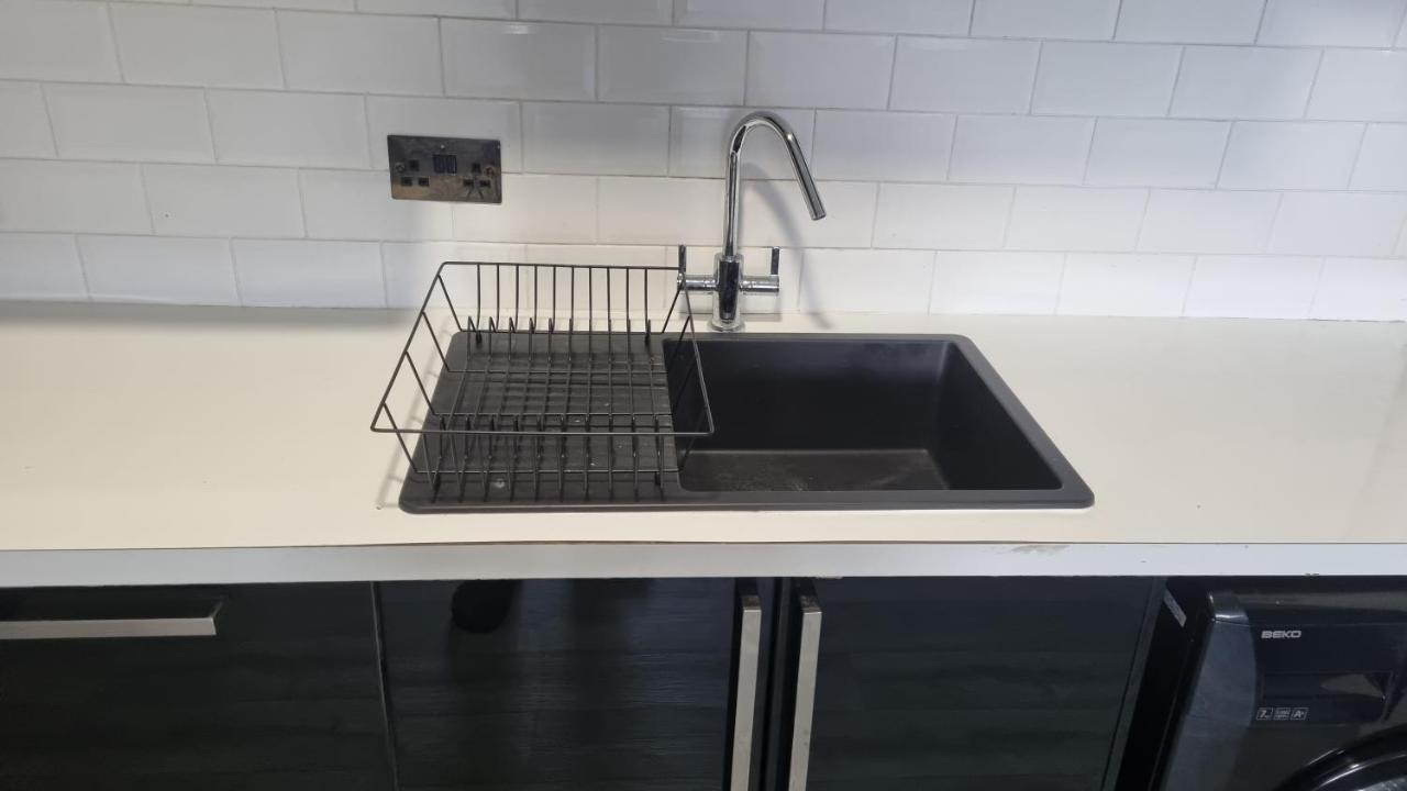 Seaside 2 Bed Flat Sleeps 6 Apartment